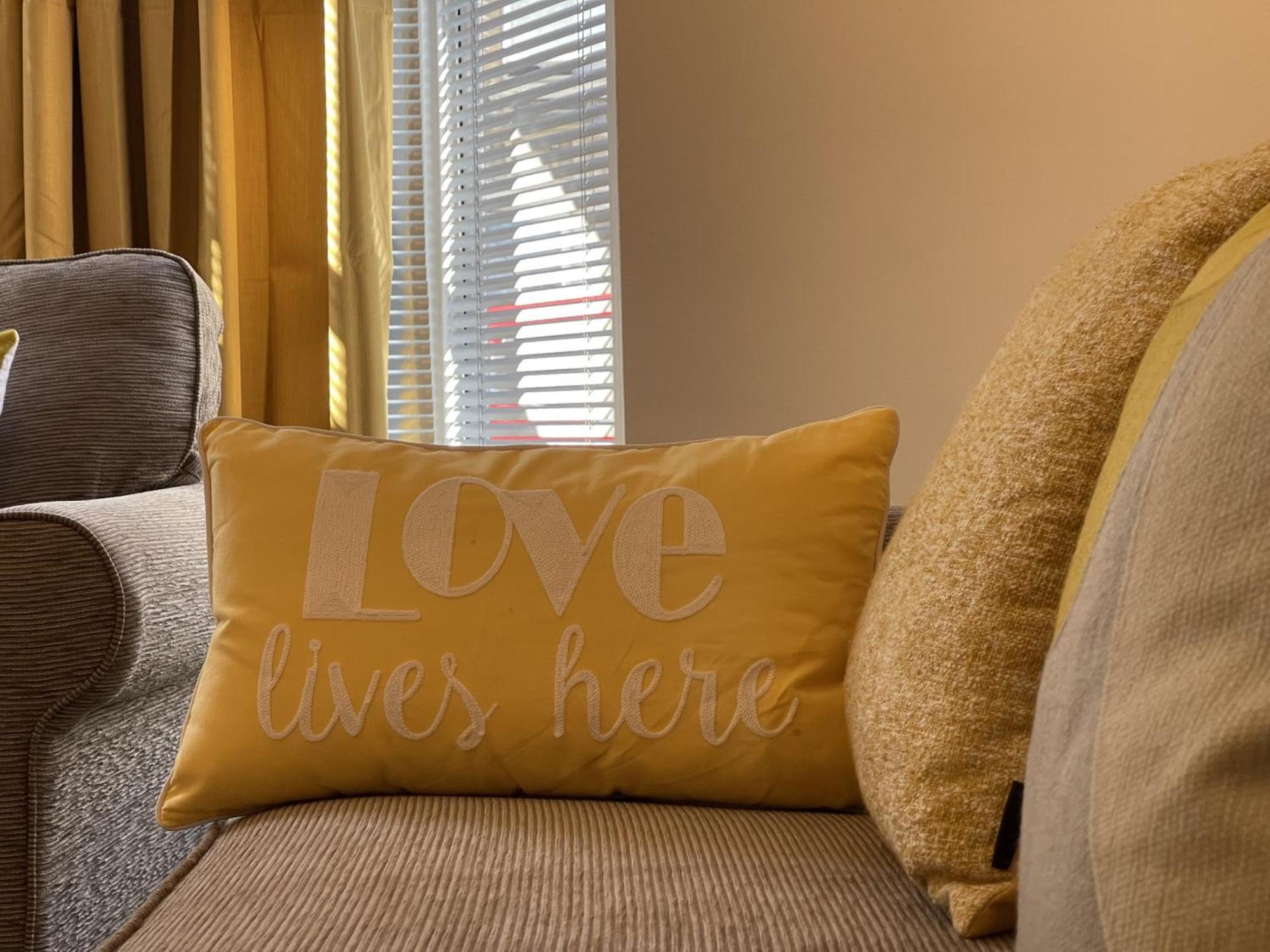 Robinhuts - 3 Bed Accommodation -Perfect For Contractors, Families & Students Kingston upon Hull Extérieur photo